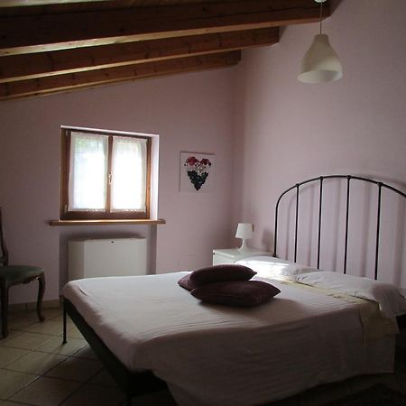 Agriturismo Fior Di Pesco Hotel Sommacampagna Exterior photo