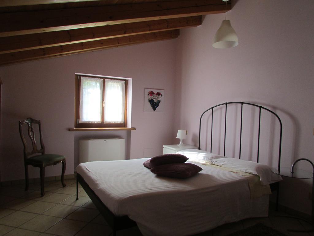 Agriturismo Fior Di Pesco Hotel Sommacampagna Exterior photo